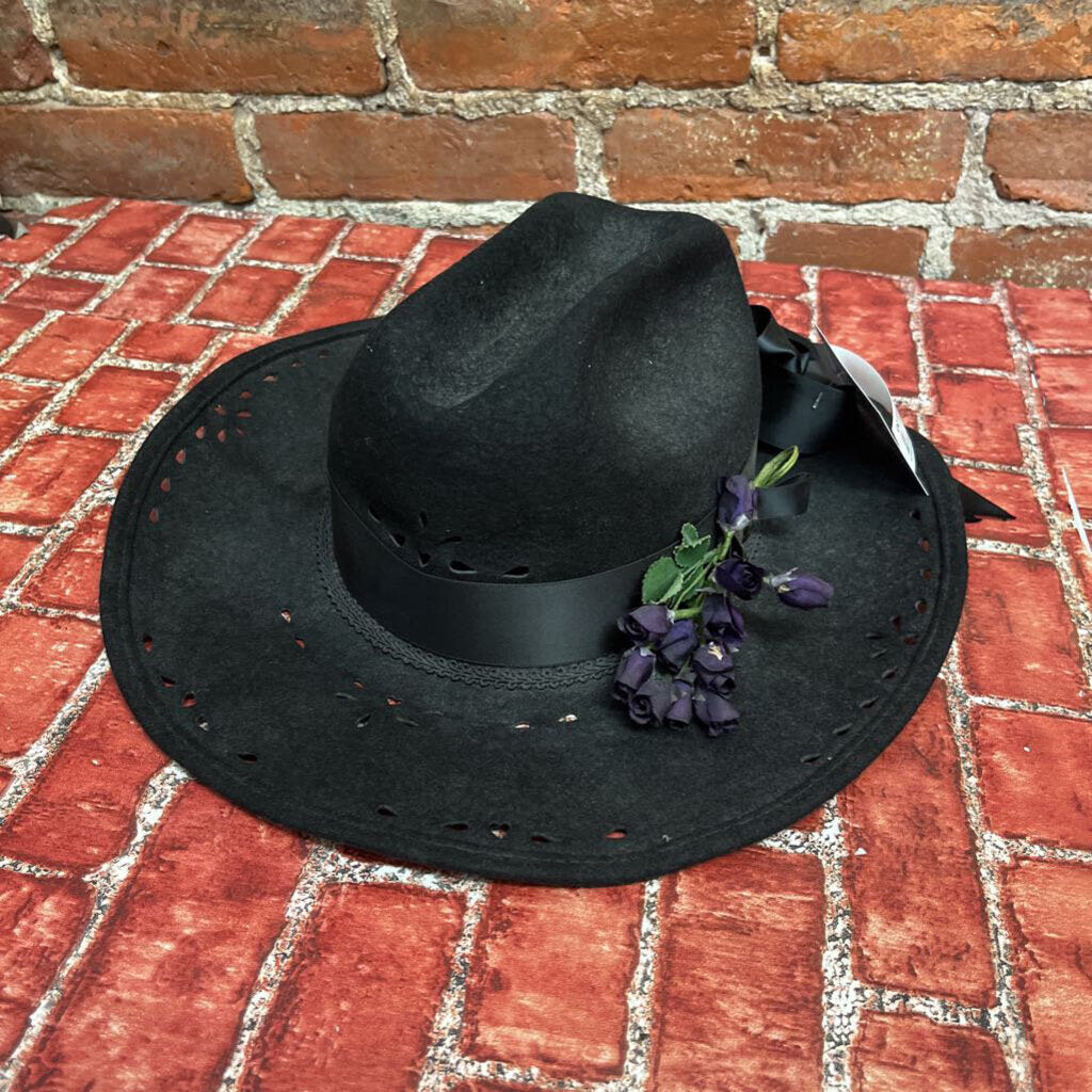 Nancy Hughes Cowboy Hat Co Black Felt Size M/L