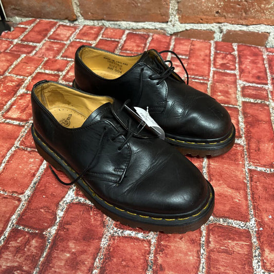 Dr Martens Low Vintage Made In England Shoes Size 6