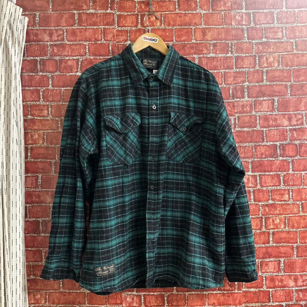 The Vermont Flannel Co Plaid Button Down green Size XL