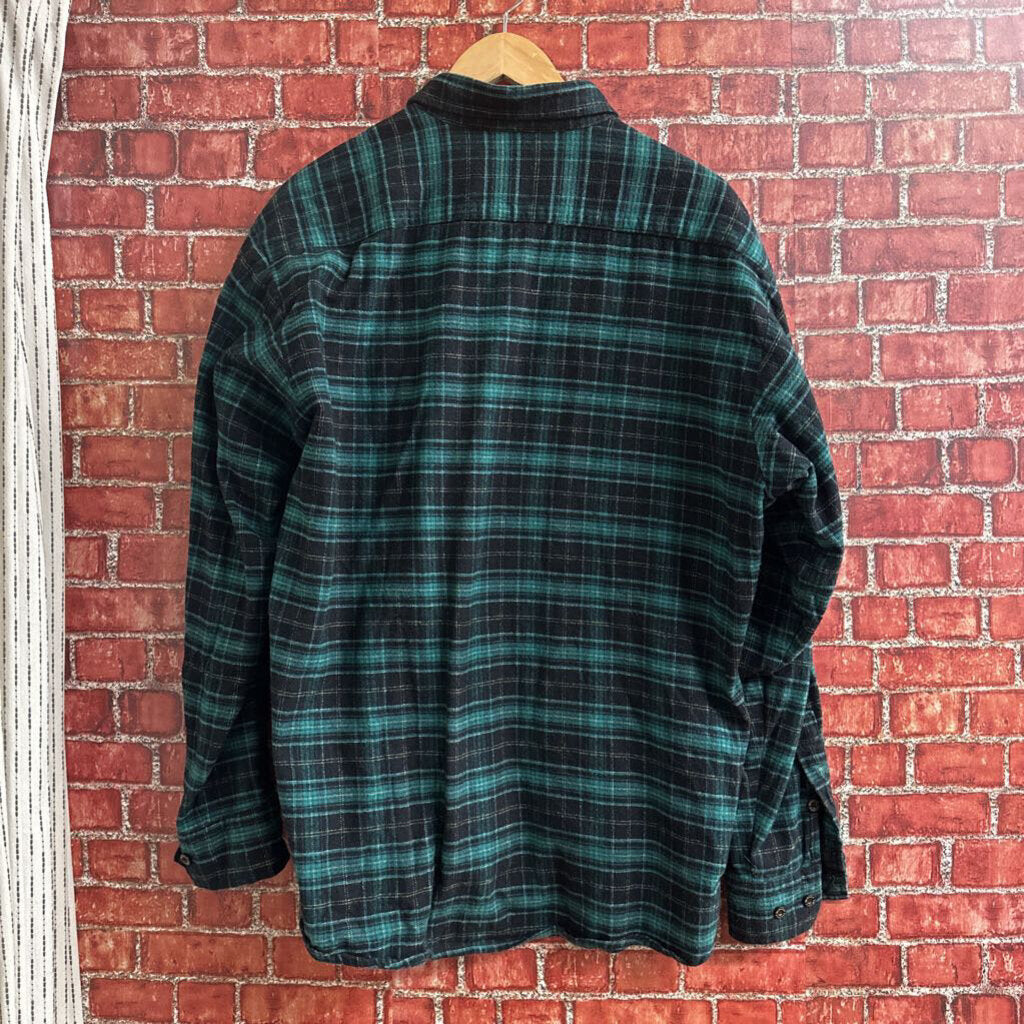 The Vermont Flannel Co Plaid Button Down green Size XL