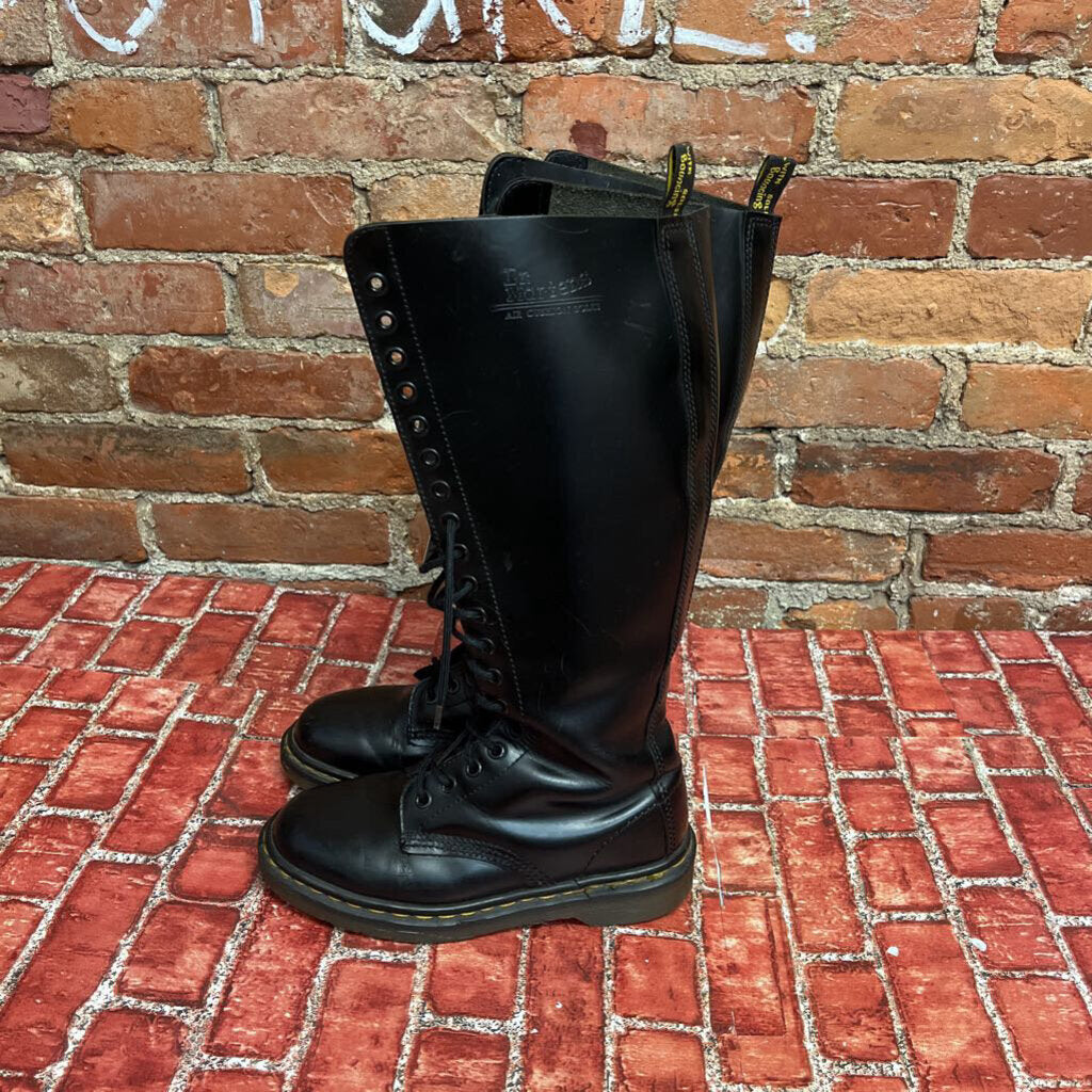 Dr Martens Knee High Black Leather England Size 6