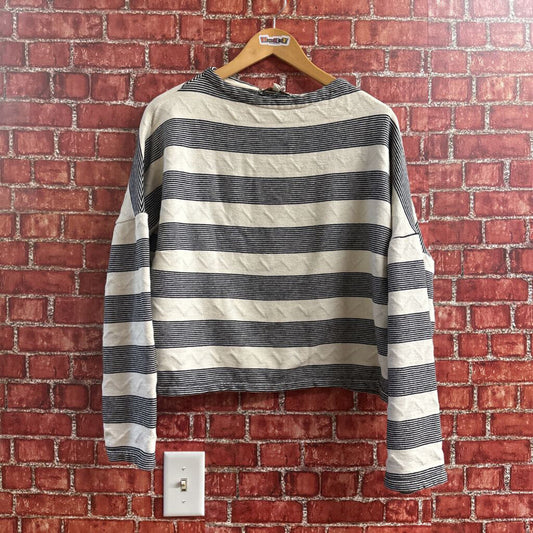 Eri and Ali Striped Sweater White Size L