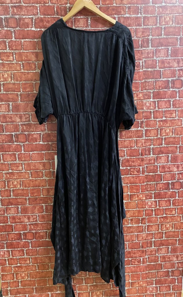 Callahan Wrap Style Midi Dress black Size 2XL