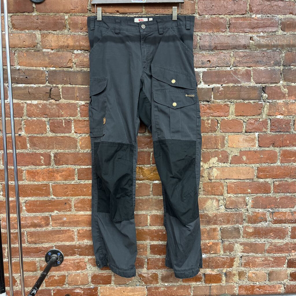 Fjall Raven Cargo Pants Black Size 32