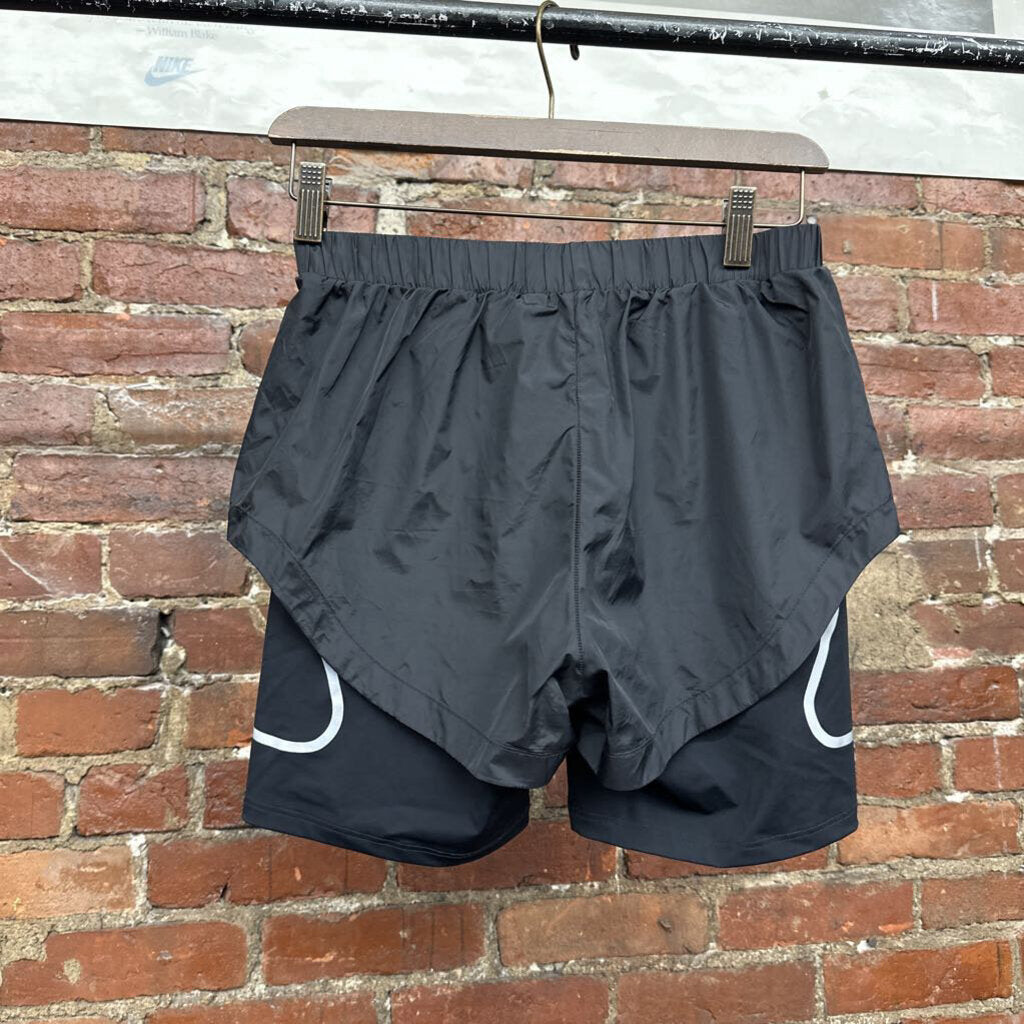 Off White Active Shorts Size Small