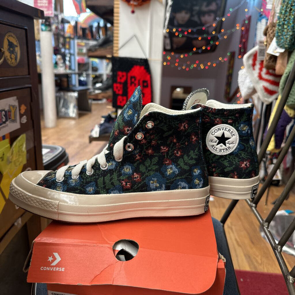 NWT Converse Floral Tapestry High Top Multi Color Size 9L