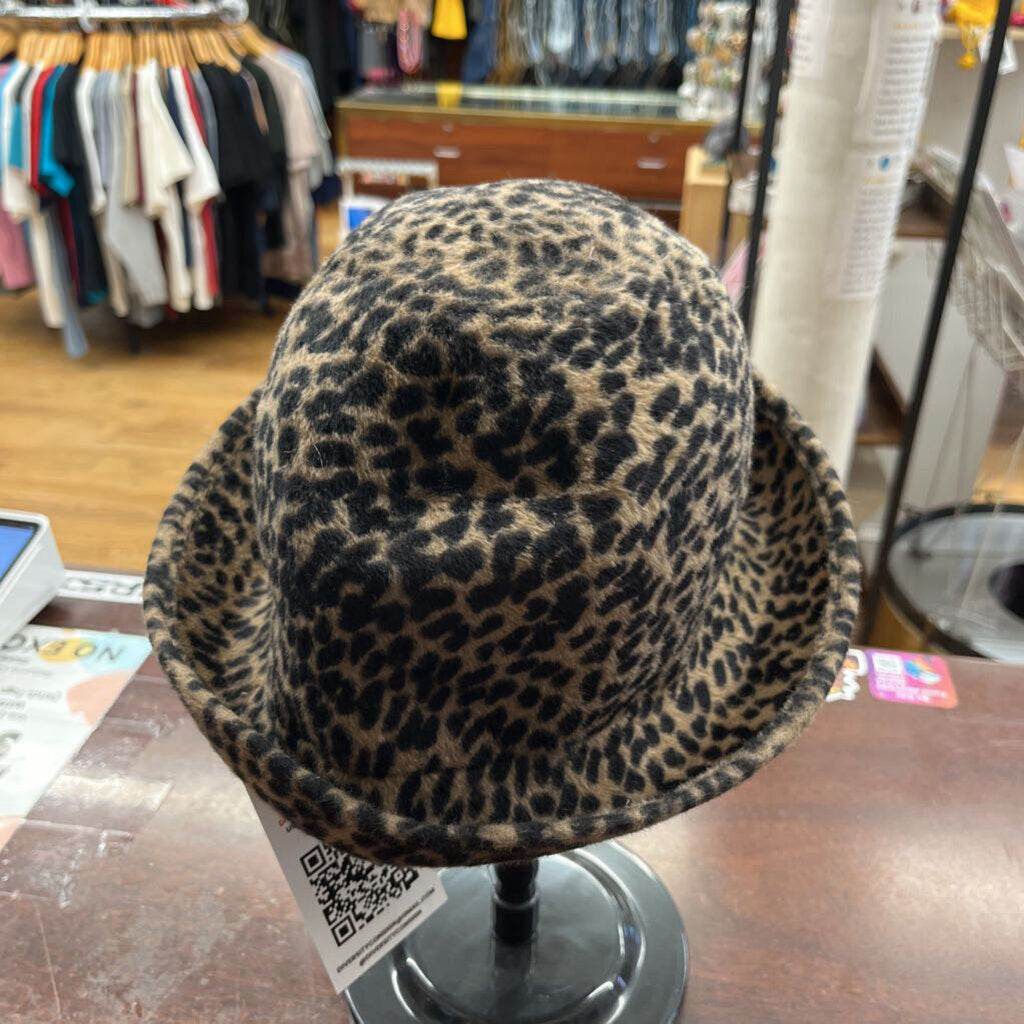 Eric Javitz Cheetah print Hat brown