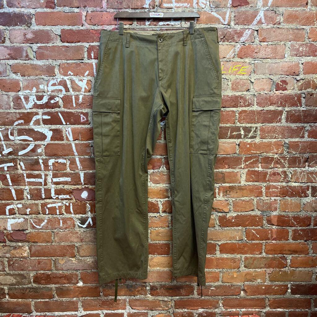 Ten C Cotton Cargo pants Green size 52