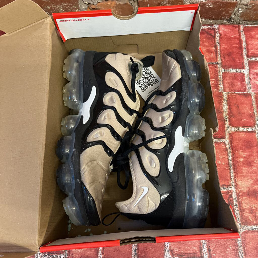 Nike Air Vapormax Beige Sneakers Size 9M