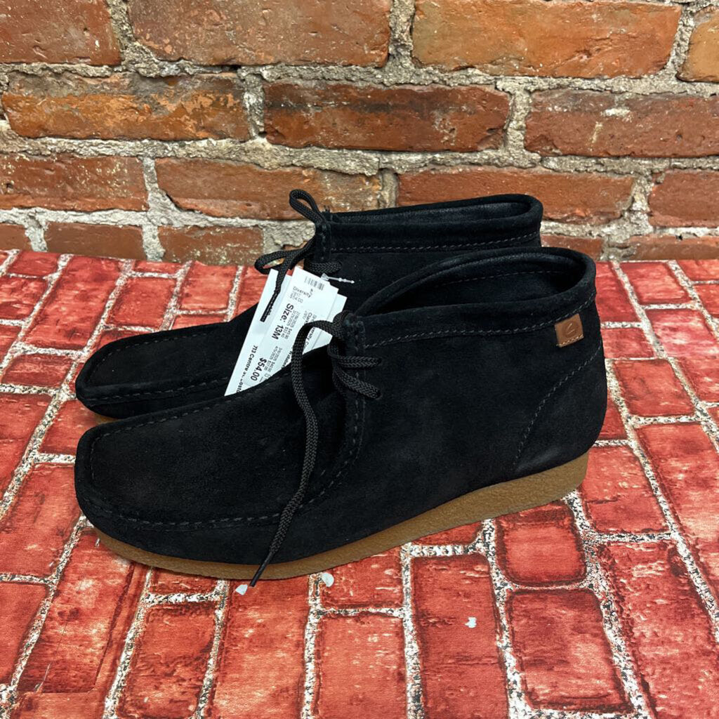 Clarks Black Suede Wallabees Size 13M