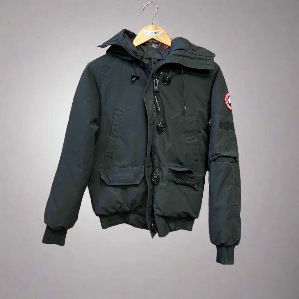 Canada Goose Cropped Puffer Parka Jacket Black Size M