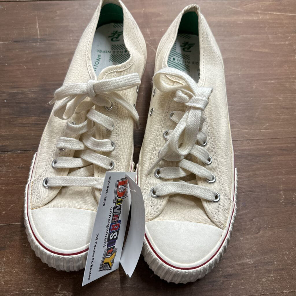 PF Flyers Low lace Up Sneakers Cream Size 8.5M/10L