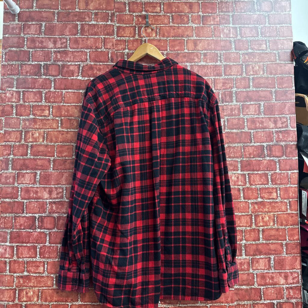 The North Face Plaid button Down red black Size XXL