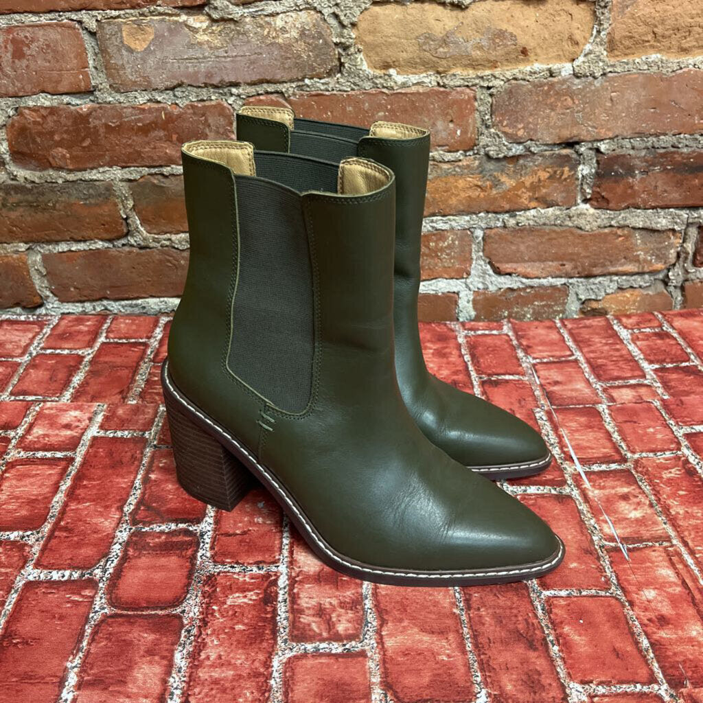 Crown Vintage Green Leather Chelsea Boots Size 10L