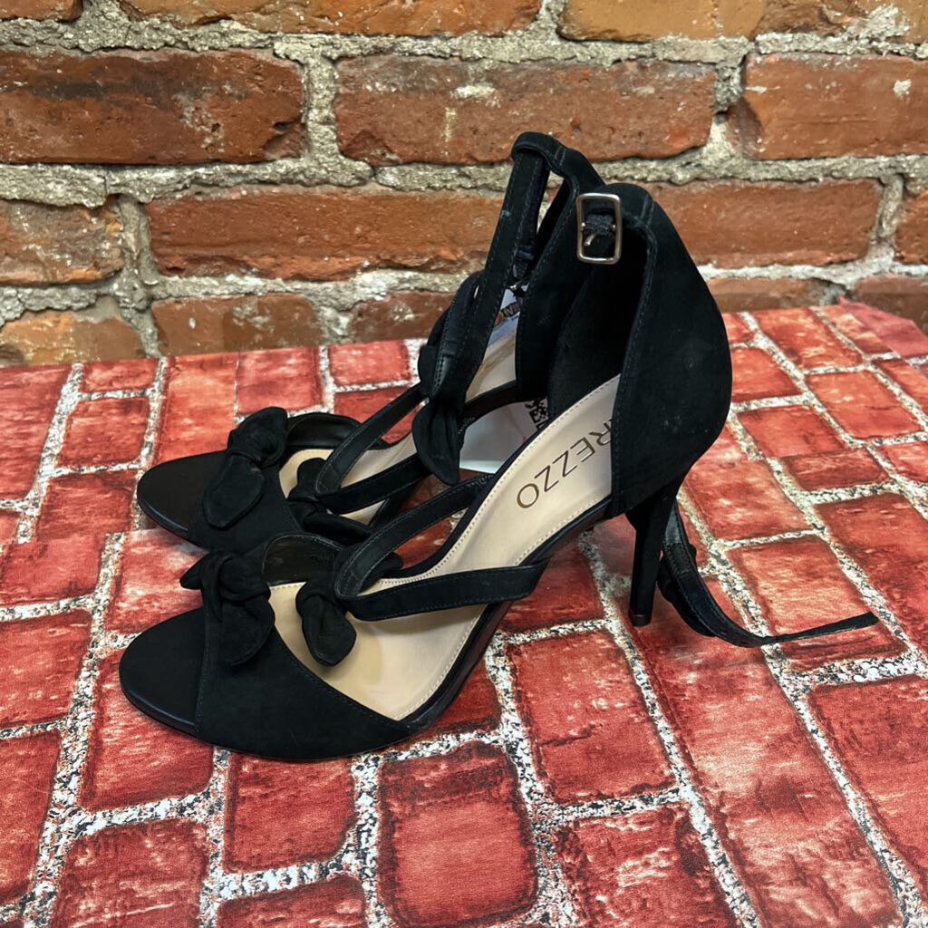 Arezzo Suede Bow Heels black Size 9L