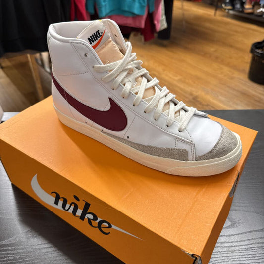 Nike Blazer 77 Mid White Red Check Size 10M