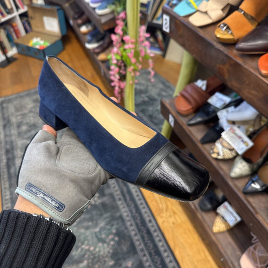 Vintage Ferragamo Kitten Heels Black Leather Size 8.5L