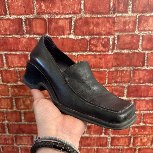 Kenneth Cole Vintage Square Toe Heels Black Size 7.5L