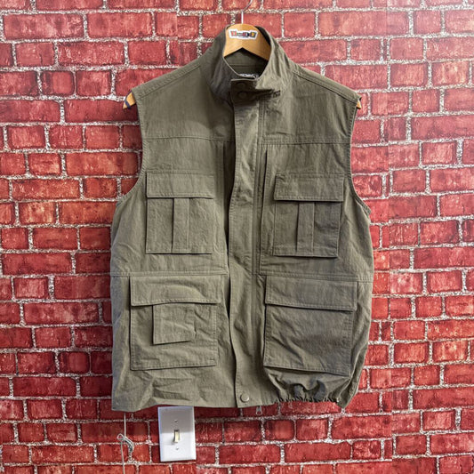 Magellans Green Utility Vest Size D6