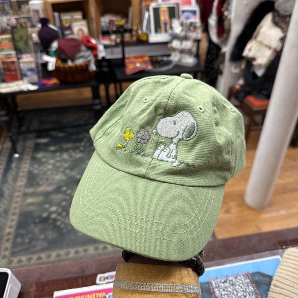 Peanuts Snoopy Embroidered Hat