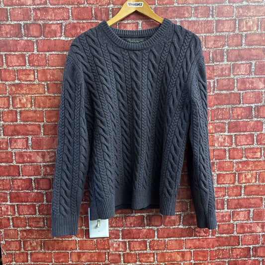 Bloomingdales Cable knit Sweater grey Size D8