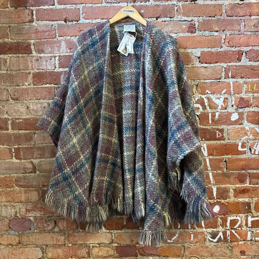 Boyne Valley Weavers Poncho Knit Plaid Grey/Blue/Mauve OS
