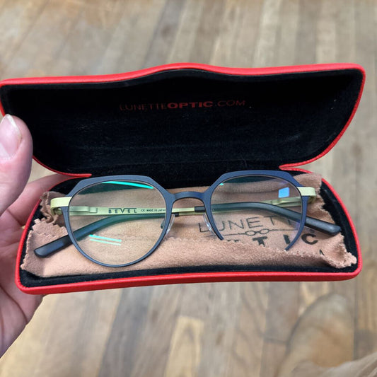 Bevel Capulet Marine Olive/Black Frames