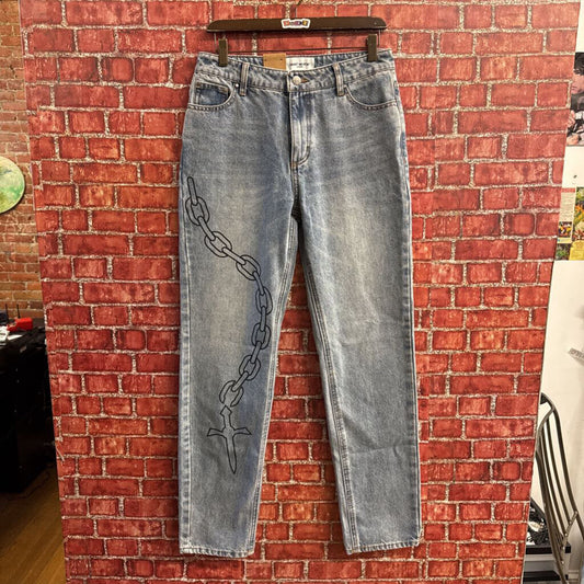 NWT Saint Morta Blue Jeans W/ Chain Size 30
