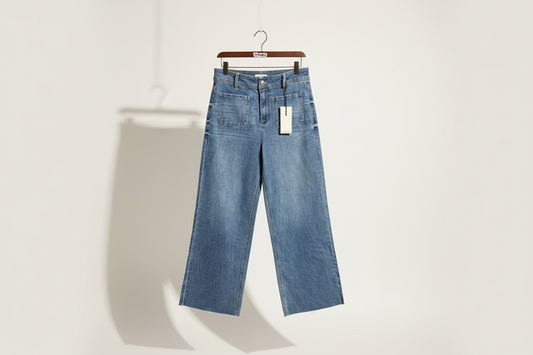 NWT Oat Blue Wide Leg Jeans Size 30