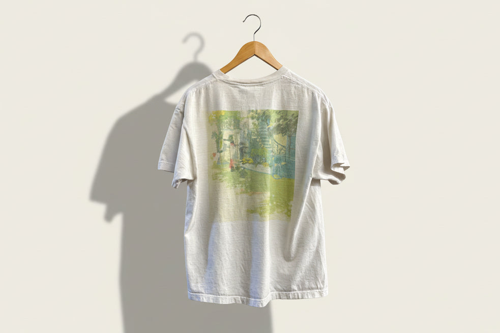 Hanes Graphic Tee Penguin/Garden Scene White Men’s Size L