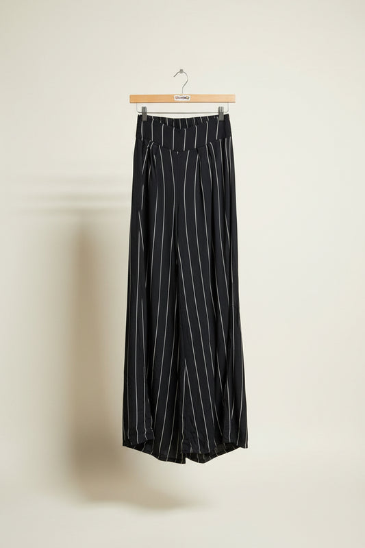 Otis & Maclain Pants Wideleg Stripes Black/White Size M