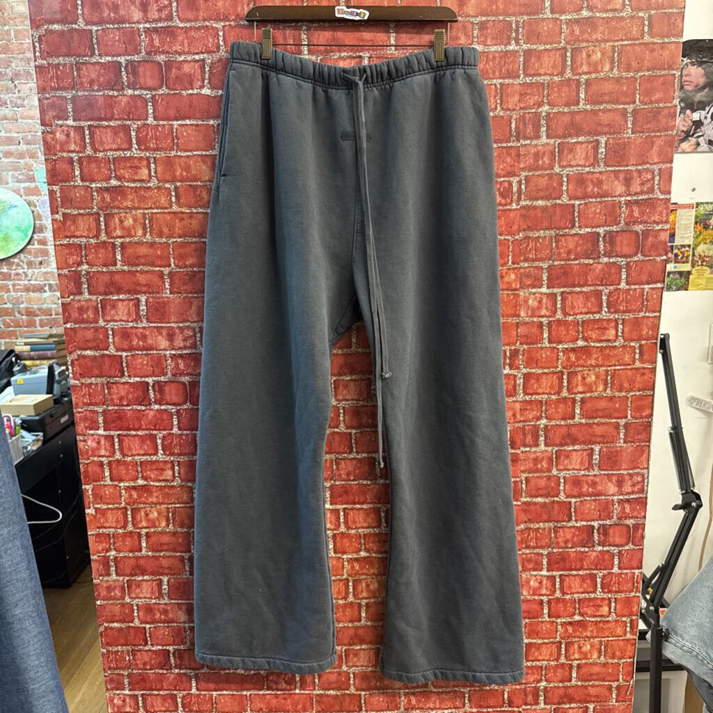 Essentials sweatpants Charcoal