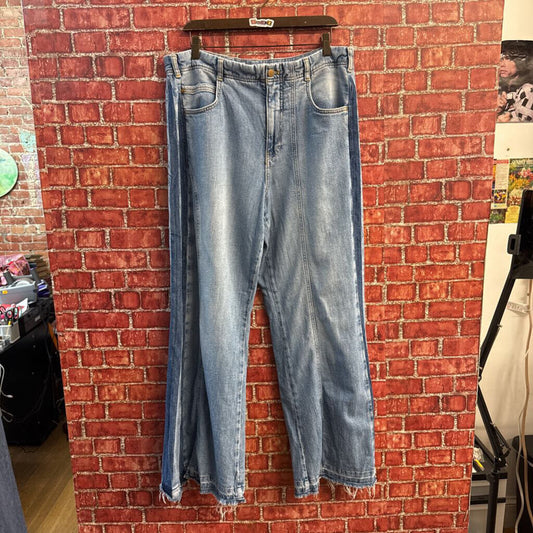 Pilcro Jeans Wide Leg Blue Size 31