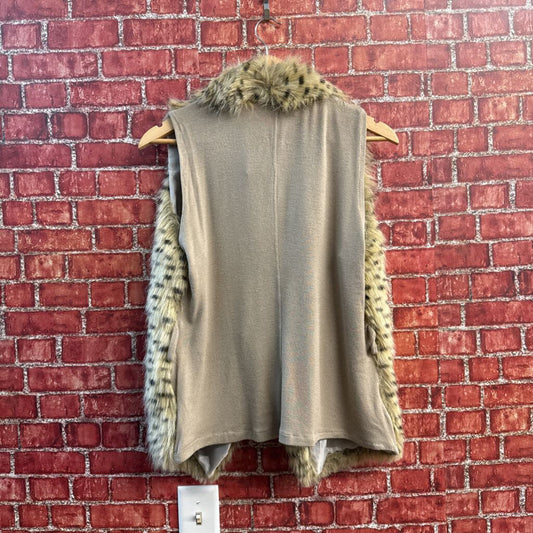 LUMA Faux Fur Vest Leopard Tan/Black