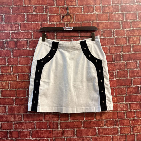 Fairway & Greene Golf Skort Studded Strips White/Black Size 6