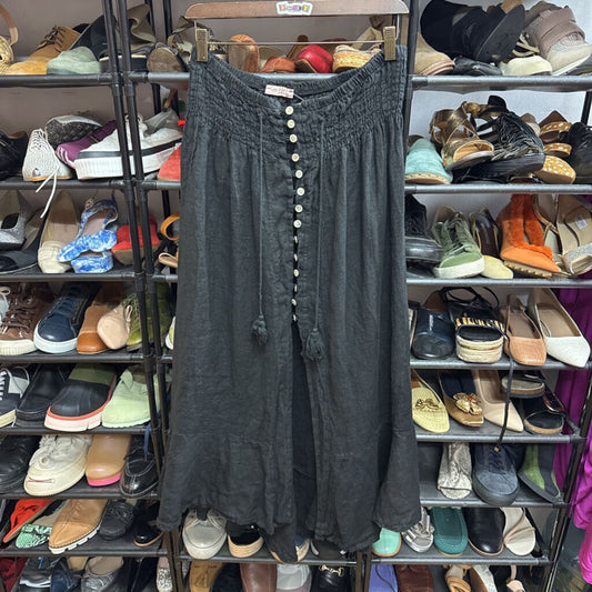 Gigi Moda Skirt Linen MOP Buttons Front Slit Black