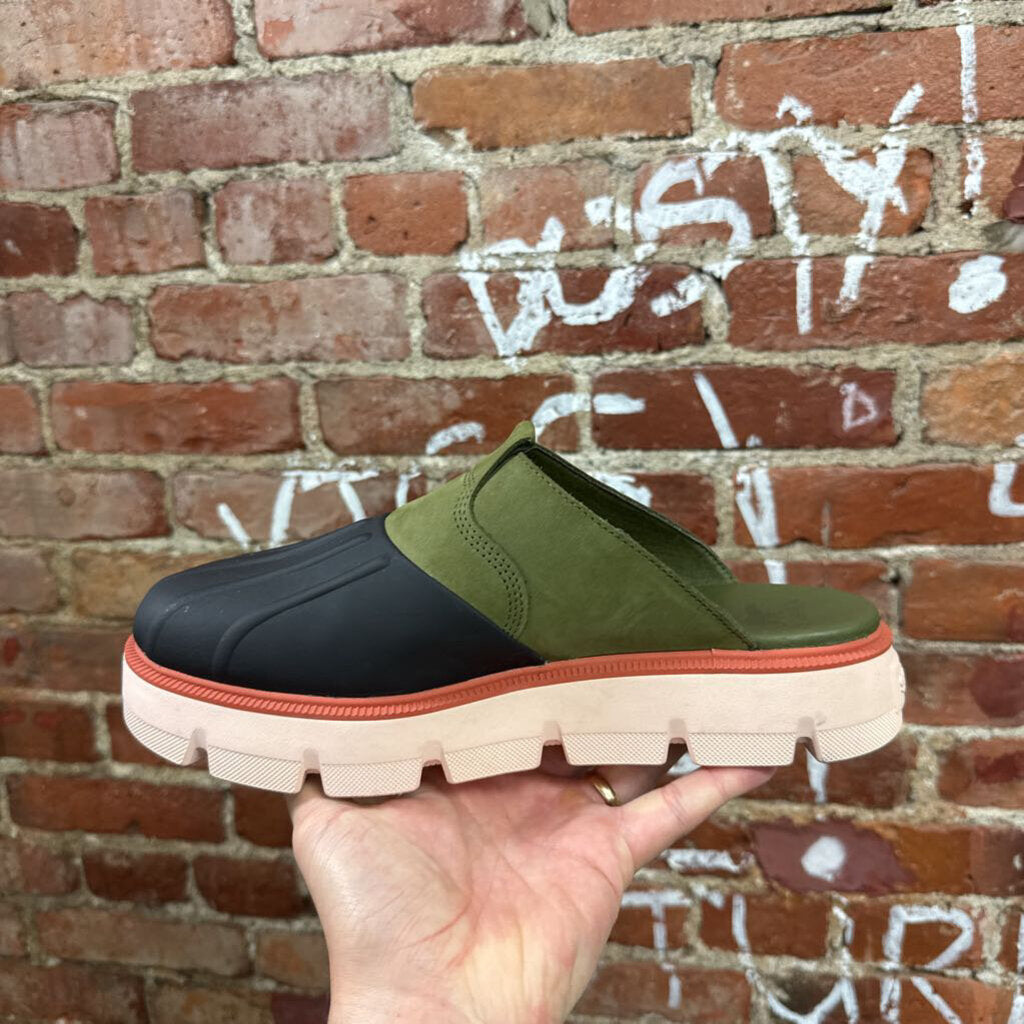 Sorel Duck Boot Slides Suede/Rubber Olive/Grey/Pink Size 10.5