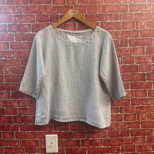 Not Perfect Linen Graph Pattern White/Black Size S