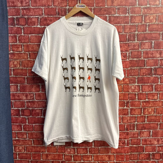Unbranded Graphic T Deer Orange Man NH White/Multi Size XL
