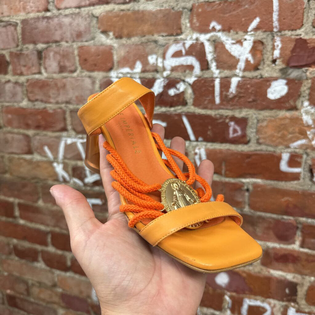 Fete Imperiale Orange Rope / Medallion Clear Heels Size 636