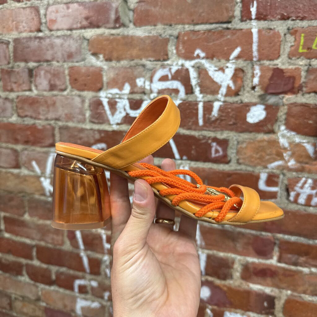 Fete Imperiale Orange Rope / Medallion Clear Heels Size 636