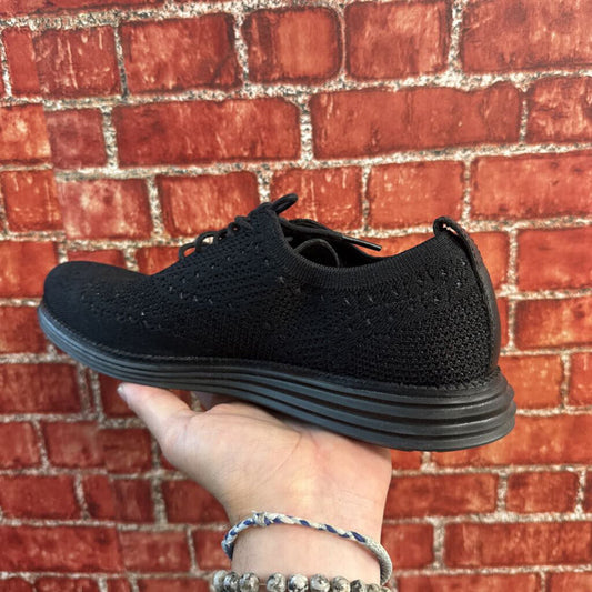 Cole Hahn Black Mesh Perforated Sneakers Size 8M