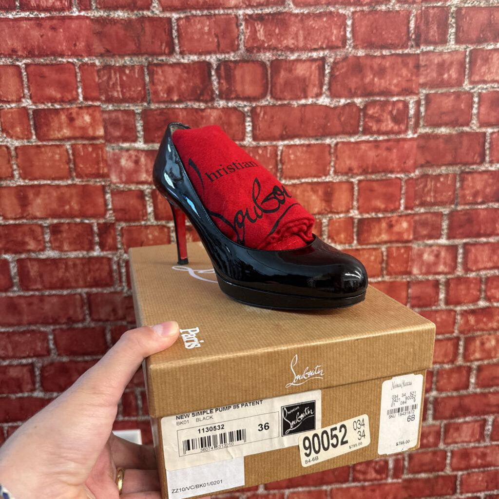 Christian Louboutin Black Patent Leather Heels Size 6L