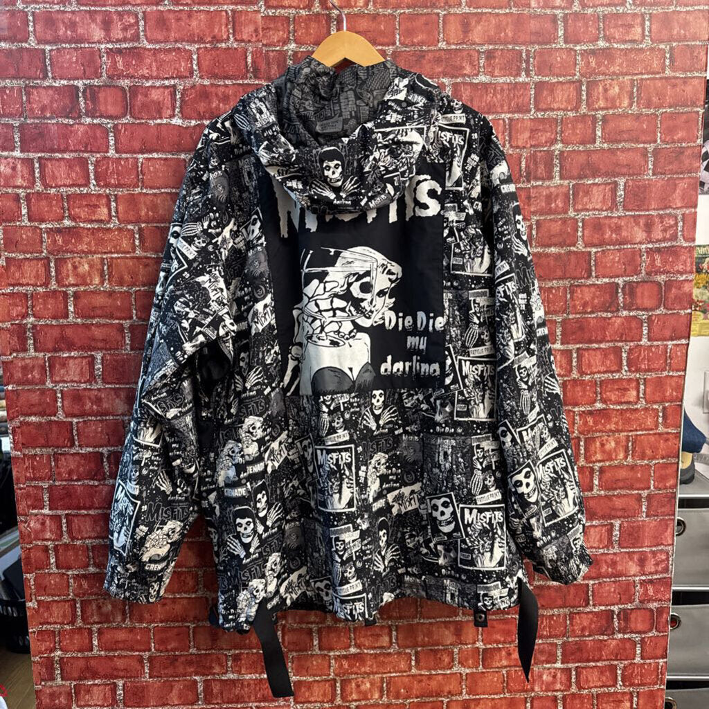 Grenade Fatigue Project x Misfits Ski Jacket Graphics Black/White Size L