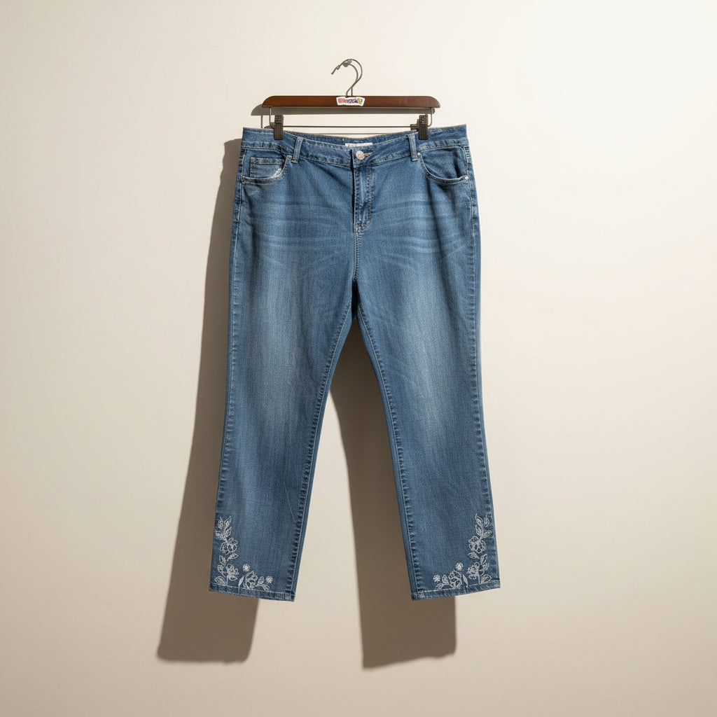 Avenue Jeans Capri Embroidered Flowers Blue Size 20
