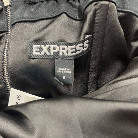 Express Mini Strapless Black Size 0