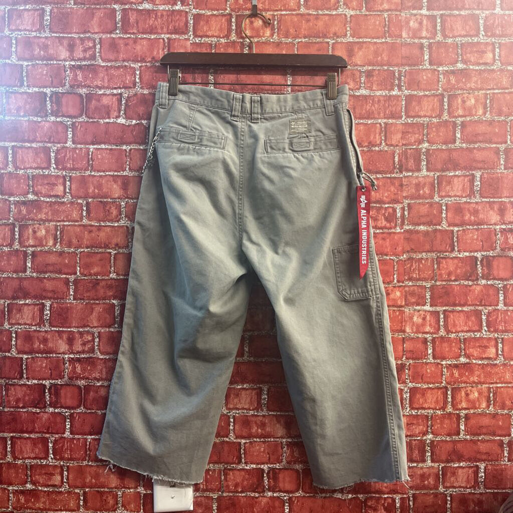 Alpha Industries x Columbia Custom Cutoff Capri Pants Size 6