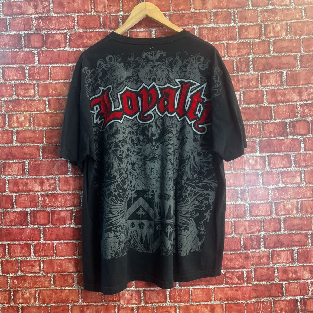 Carbon Black Graphic TShirt Red/Black/Grey Size XL