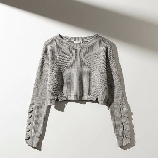 Unbranded light grey cropped knit sweater Diversity Size D5, front product view