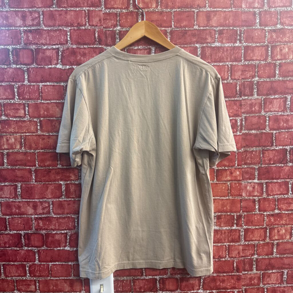 Uniqlo UT x Jujutsu Kaisen Tee Beige Size S